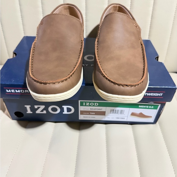 IZOD Men's size 13 Tan Slip-On Shoes - Picture 5 of 6